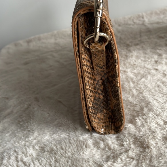 NWOT Alexis Hudson Snakeskin Leather Handbag with Chain Shoulder Strap. - Picture 13 of 14